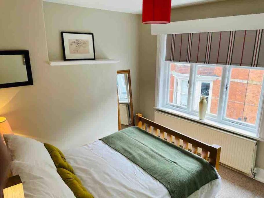 Rockferry 3 Bed Central Apartment + Parking Permit Dartmouth Exterior photo